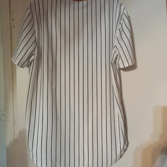 LA snapback and shirt! Great Condition! - Picture 4 of 6